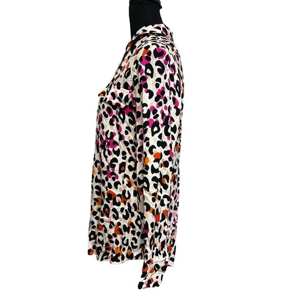 Chico’s Women’s Sz 1 US 8 M Colorful Animal Print Blouse Top Soft Collar Button - Picture 3 of 8